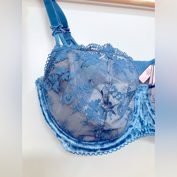 Victoria’s Secret Dream Angels Push-Up (No Padding) Bra – 34DD Blue Velvet 💙 - Picture 2 of 8
